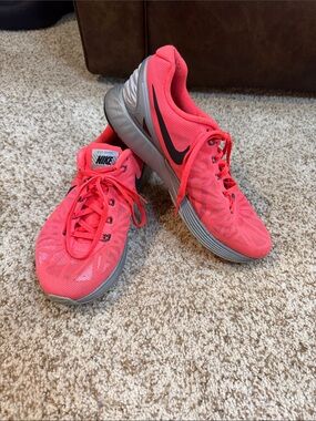 Nike Women's LunarGlide 6